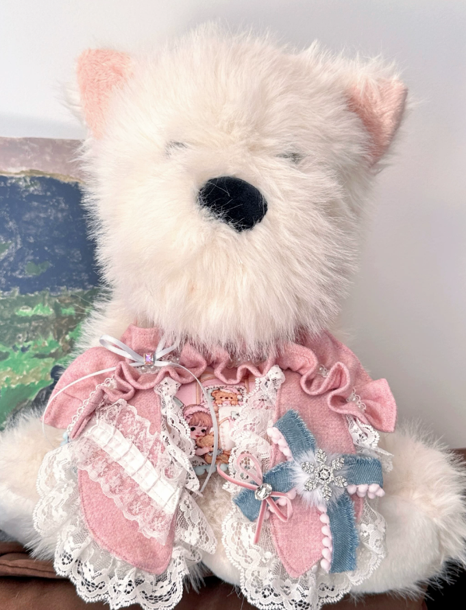 Lolita Dream Hooded Bib